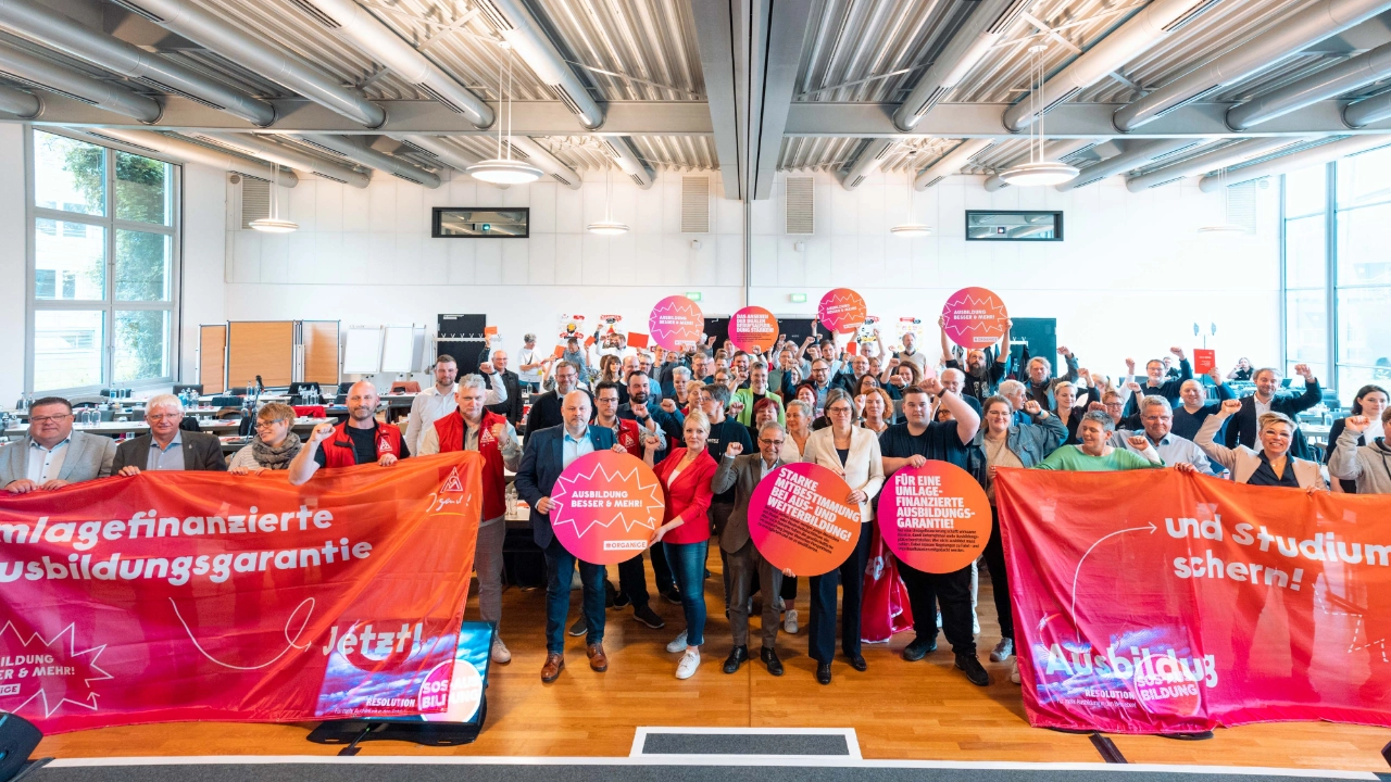 Resolution Ausbildung Bezirkskonferenz mit Christiane Benner