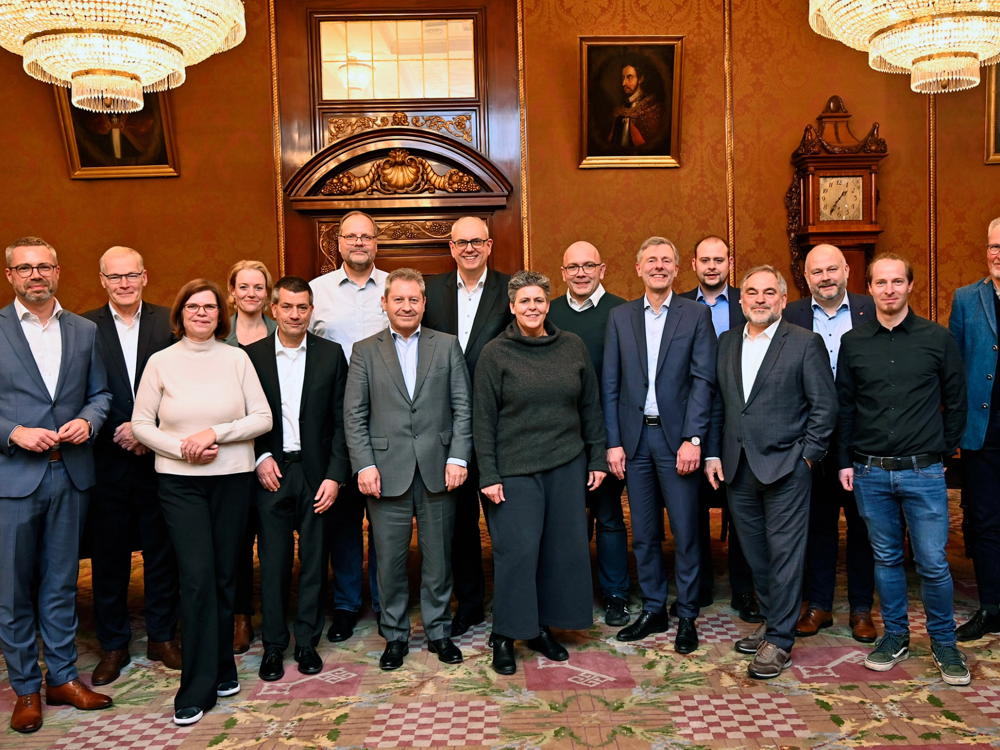 Unterzeichnung des Papiers zur Sicherung der Zukunftsfähigkeit des Bremer Standortes im Bremer Rathaus